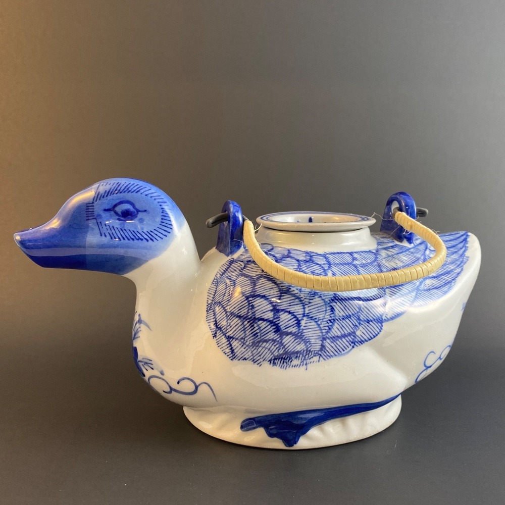 Vintage Porcelain Duck Shaped Teapot Blue and White W/Lid & Handle Hand‎ Painted